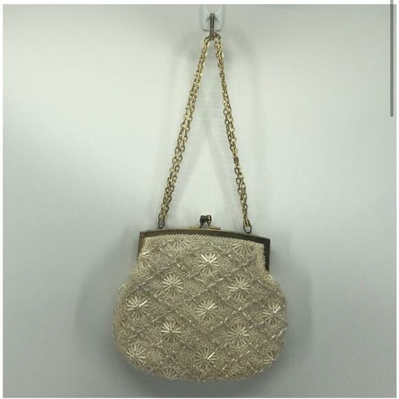 Vintage made in Hong Kong White Beaded Bag Evening Formal wedding gold chain - Picture 1 of 8